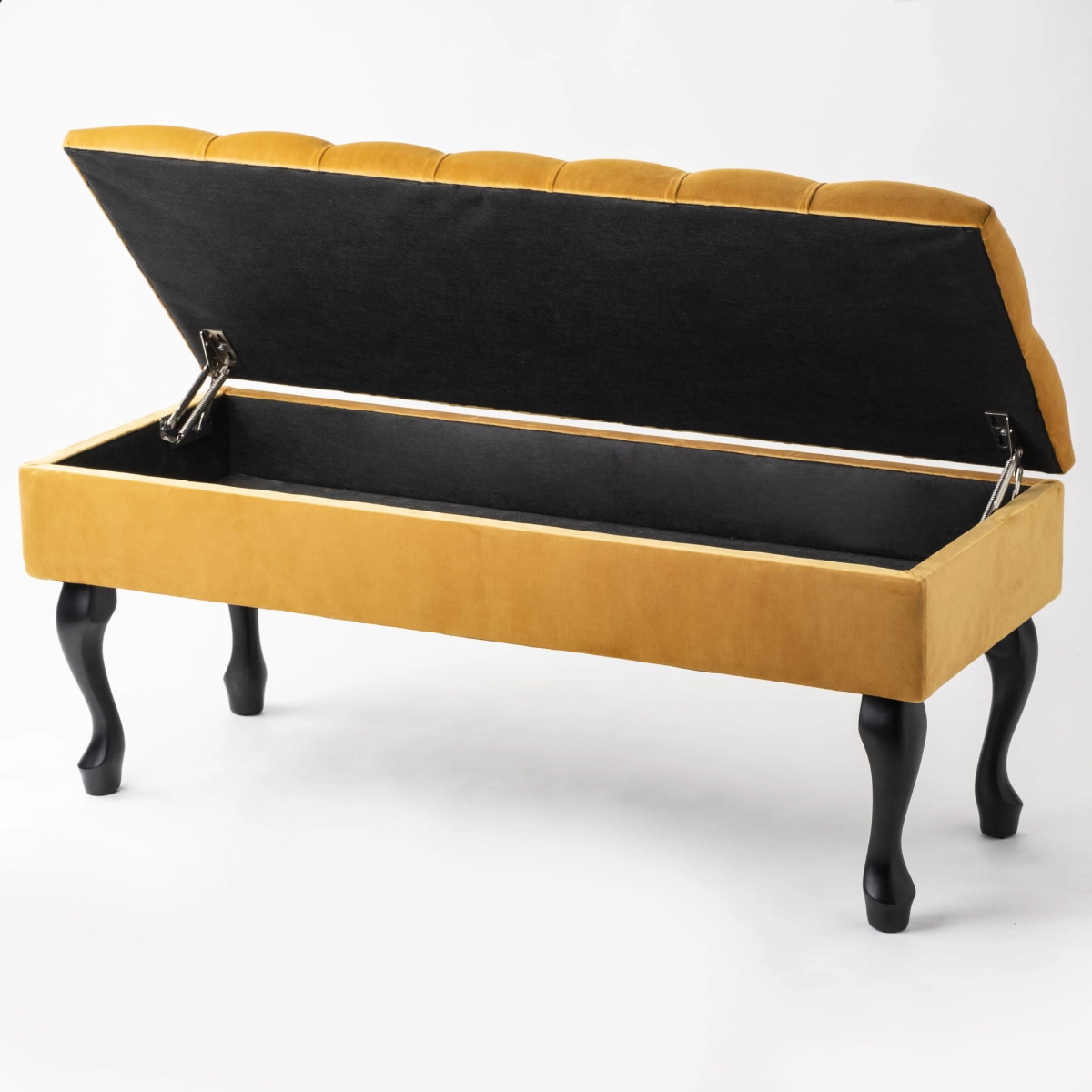 pouffe with storage compartment