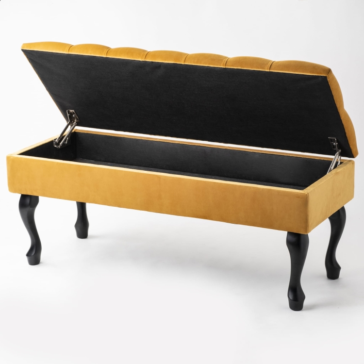 pouffe with storage compartment