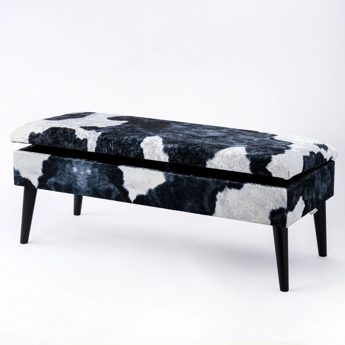 trunk with soft seat