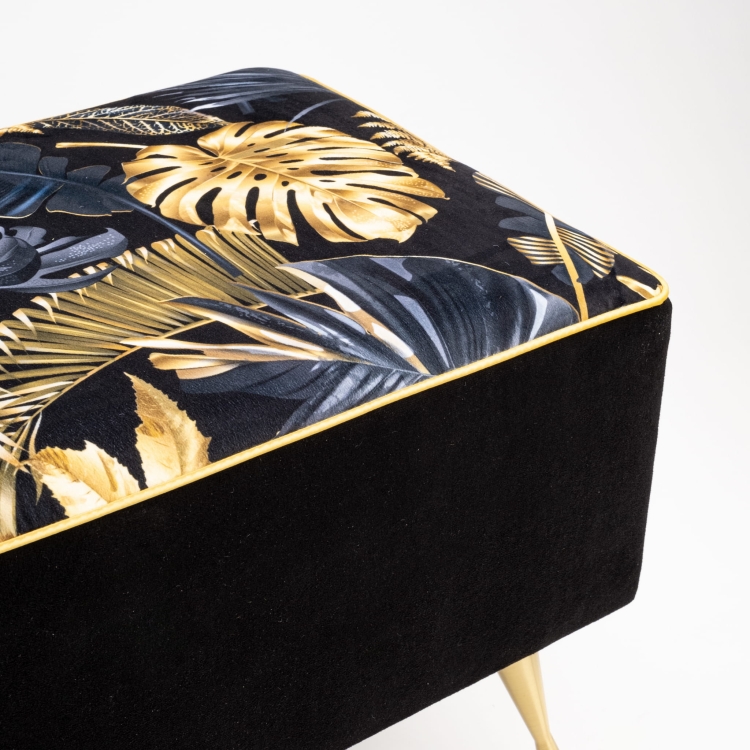 Bench with metal gold patterns and gold legs