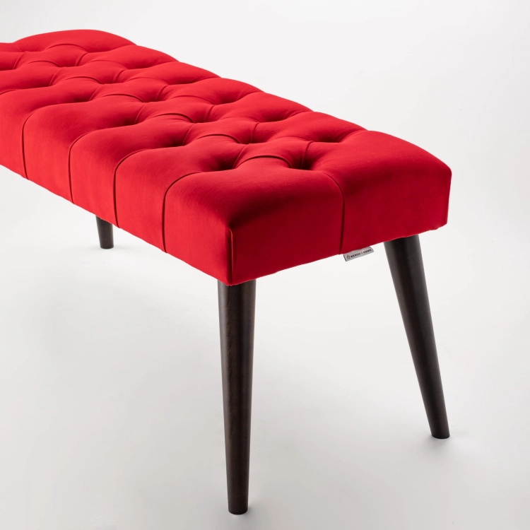 Quilted bench in intense red color