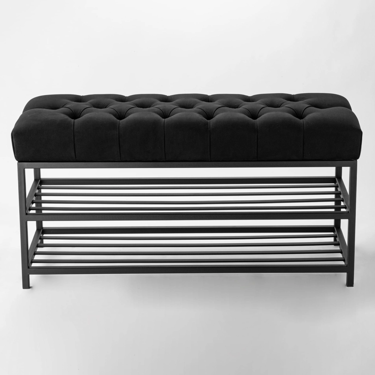 Metal bench in black, ideal for the hallway